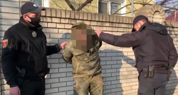 В Одесской области задержали мужчину, который бросался на прохожих с пистолетом