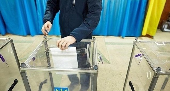 Как проходят довыборы в Раду на Донетчине и Ивано-Франковщине: зафиксированы первые нарушения