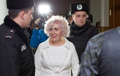 Суд отправил экс-мэра Славянска Нелю Штепу под домашний ночной арест