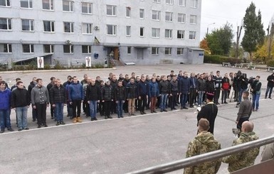 В МИД осудили призыв украинцев в Крыму, назвав его военным преступлением