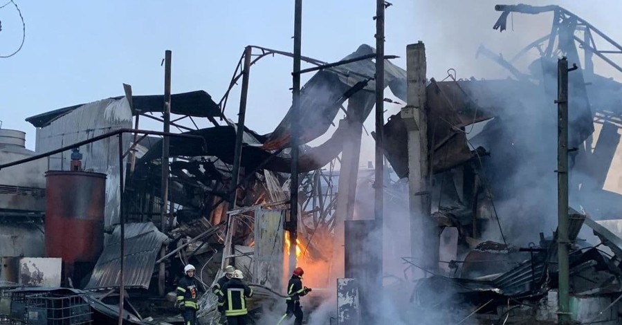 Спасатели - о последствиях взрыва в Харькове: Здание было разрушено