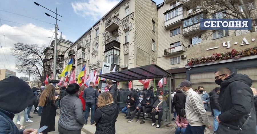 В Киеве прошло первое заседание по делу о запрете “Партии Шария”