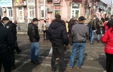В Запорожье полиция открыла уголовное производство из-за протестовавших работников рынка 