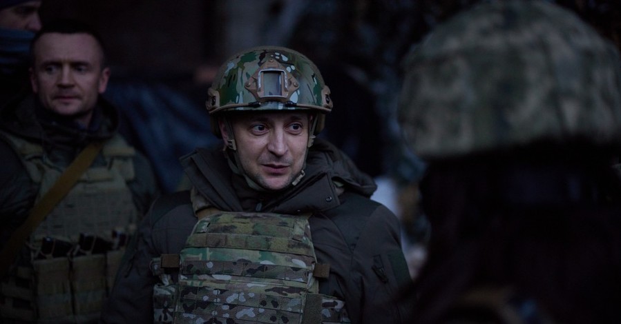 Владимир Зеленский приехал на Донбасс поддержать боевой дух военнослужащих