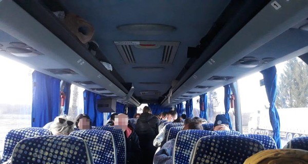 Пограничники не пустили в Украину 35 белорусов с фейковыми COVID-справками