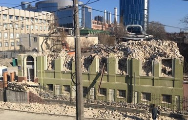 Ткаченко призвал расследовать демонтаж исторического здания Уткина в Киеве
