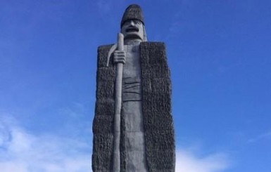 В Одесской области возвели самый высокий памятник чабану