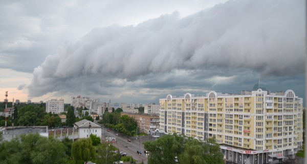 Уникальные облака были замечаны в небе над Черниговом