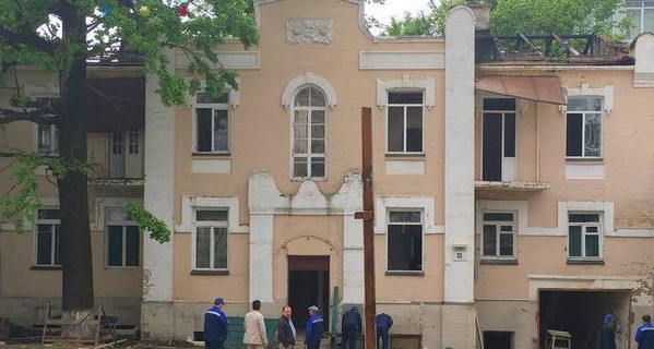В Киеве снесли старинный 