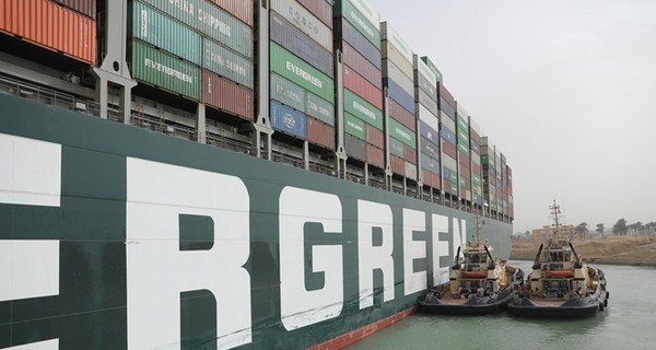 Египет арестовал контейнервоз Ever Given - пока владелец не заплатит миллиард