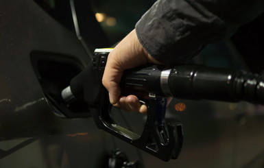 Исследователи назвали украинские АЗС с плохим бензином: БРСМ-Нафта, Мотто и Sun oil