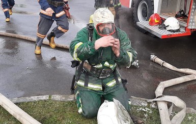 На Прикарпатье из пылавшей больницы эвакуировали 37 человек