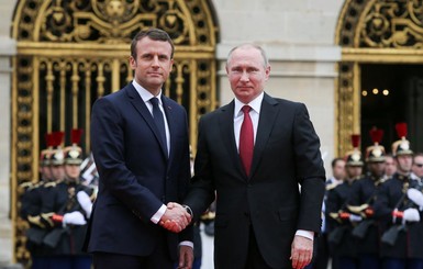 Президент Франции намерен провести переговоры с Владимиром Путиным