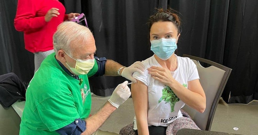 Лилия Подкопаева вакцинировалась в США