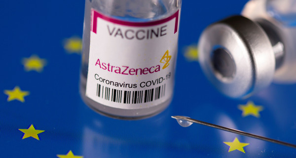 Украина договаривается о дополнительной закупке 1,2 млн доз вакцины AstraZeneca