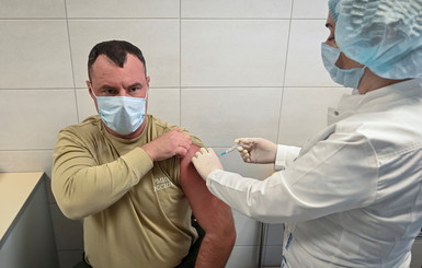 В Минздраве рассказали, какие компании могут записать своих сотрудников на вакцинацию
