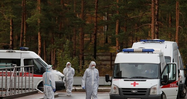 В Украине скончались от коронавируса почти 800 медиков