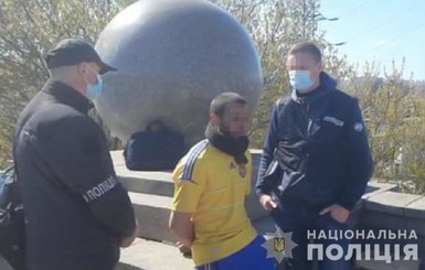 В Киеве задержали подозреваемого в убийстве мужчины, части тела которого нашли в сумке 