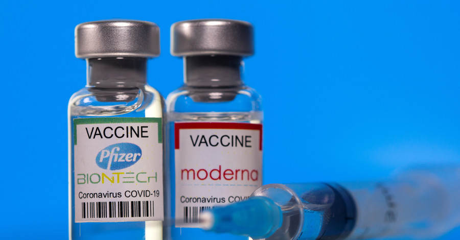 На массовую вакцинацию в Украине записались 436 компаний