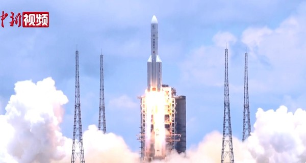 Китайская космическая ракета вышла из-под контроля и упадет на Землю