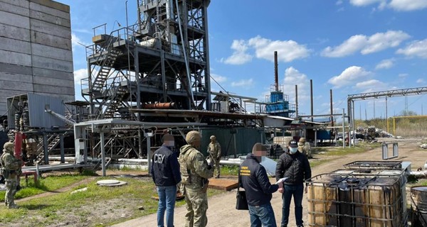 В Днепропетровской области нелегальный нефтеперерабатывающий завод производил дизтоплива на миллионы гривен
