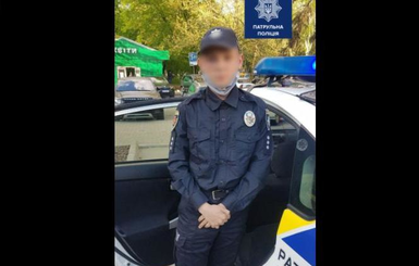 Юный супергерой: в Запорожье парень переодевался в полицейского и наводил порядок