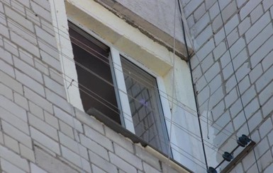 Во Львове задержали мать выпавшей с восьмого этажа двухлетней девочки