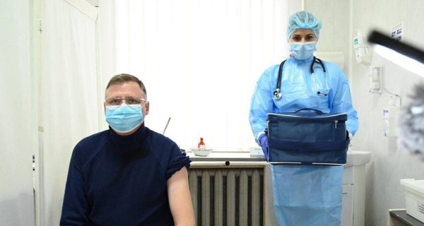 Вакцинация в Украине: записавшиеся через 