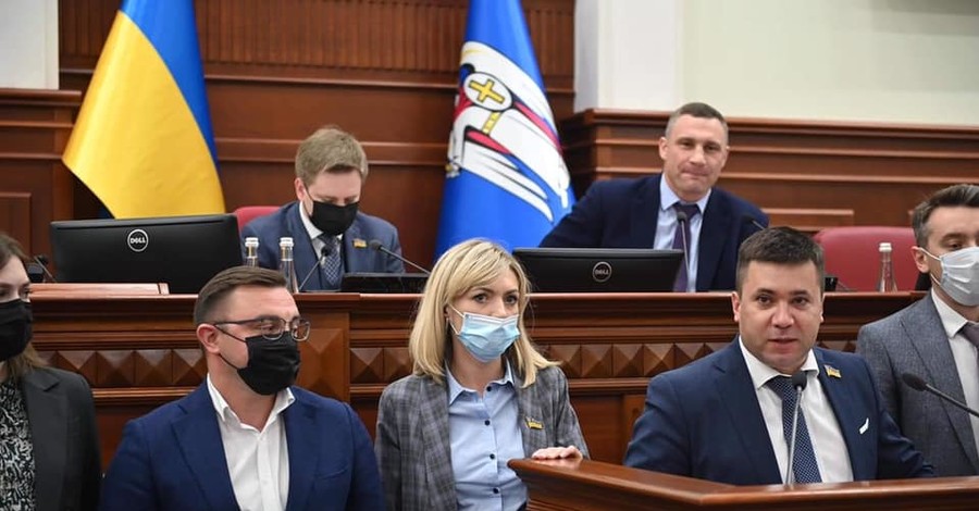 Кличко сравнил обыски в мэрии с налетами времен Януковича, а в 
