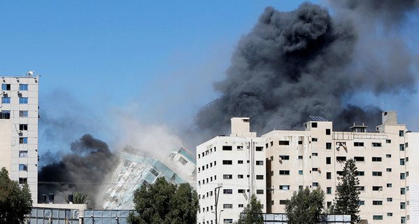 Израиль нанес авиаудар по военным складам в Секторе Газа