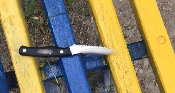 В Виннице неадекватный мужчина порезал ножом людей