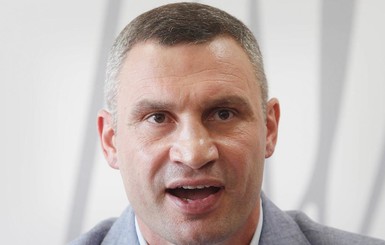 Эксперт: Кличко грубо ответил киевлянке, упрекнувшей его в плохом состоянии Подола