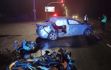 В смертельной аварии в Голосеевском районе Киева погиб водитель мотоцикла
