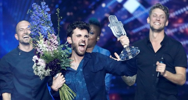 Победитель прошлого “Евровидения”  заболел коронавирусом и не выступит в финале вживую