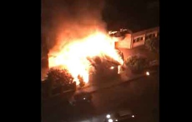 В Киеве горит ресторан в Дарницком районе