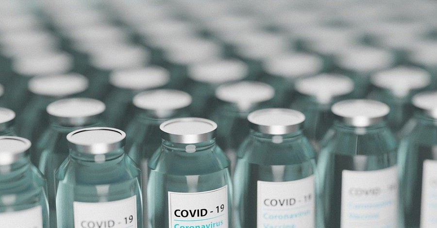 В Украине - миллион вакцинированных от коронавируса