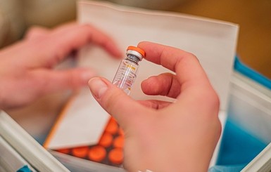 ВОЗ одобрила китайскую вакцину CoronaVac, которую используют в Украине
