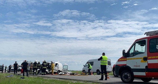 В аварии на трассе Киев-Чоп погибли два человека