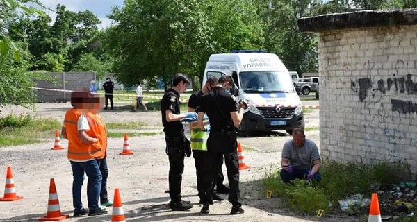 На Луганщине задержали женщину, напавшую с ножом на полицейского