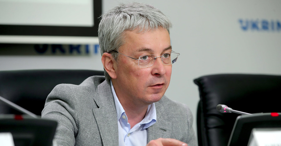Ткаченко поддерживает отсрочку обязательного дубляжа фильмов на украинский язык