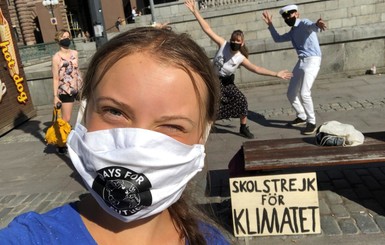 Грета Тунберг снова вышла на протест после перерыва из-за пандемии