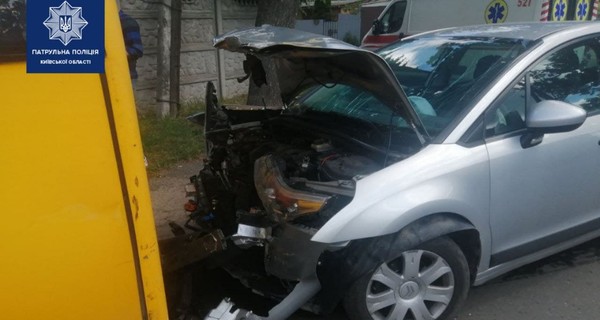 В Ирпене произошло ДТП с маршруткой, пострадали пятеро