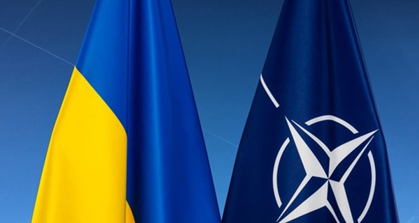 Байден уверил, что война на Донбассе не препятствует вступлению Украины в НАТО