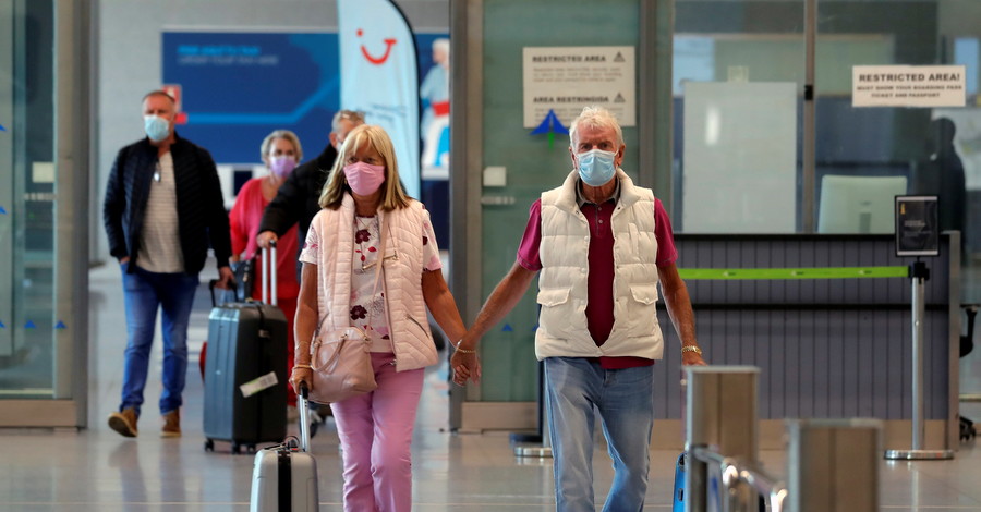 Германия откроет границу для вакцинированных от коронавируса туристов не из ЕС
