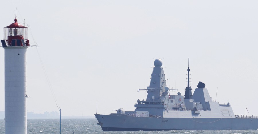 Инцидент в Черном море: Британия начинает играть свою игру и восстанавливает свое влияние в мире