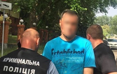 Адвокат заявил, что подозреваемого в убийстве и взрыве в Белогородке 