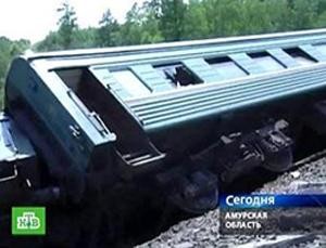 Поезд с пассажирами сошел с рельсов в России [ФОТО] 