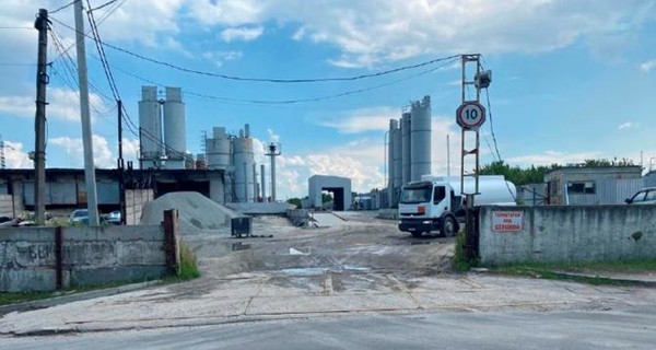 Экологи Днепра просят Государственную экологическую инспекцию проверить заводы по производству бетона