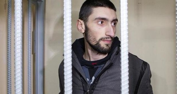 Антимайдановца Топаза побили в Киеве, куда он приехал на суд