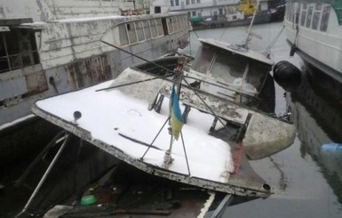 Любимый катер Брежнева в Одессе поднимут со дна американские водолазы в рамках Си Бриз-2021